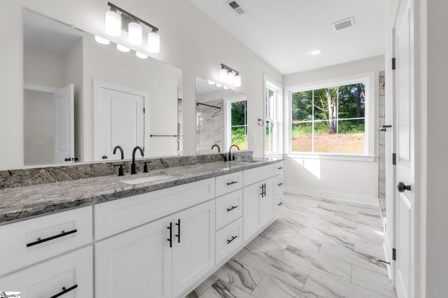 411 Stewart Gin Road, Liberty, SC 29657
