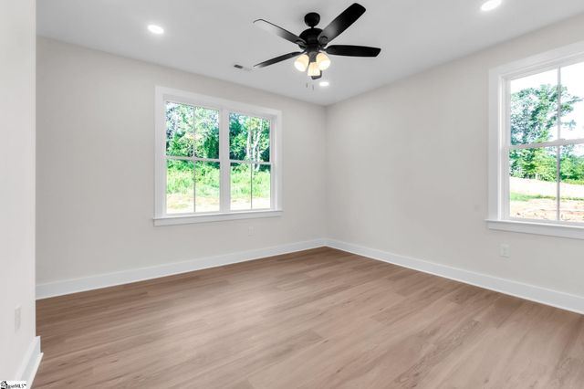 411 Stewart Gin Road, Liberty, SC 29657