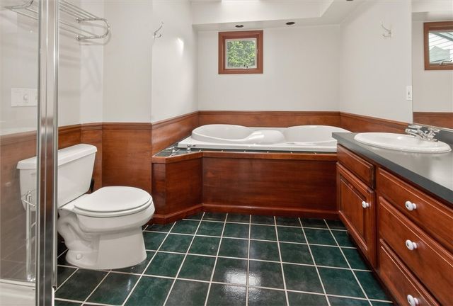 237 Highland Parkway, Rochester, NY 14620