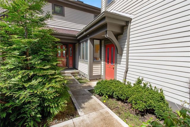 237 Highland Parkway, Rochester, NY 14620