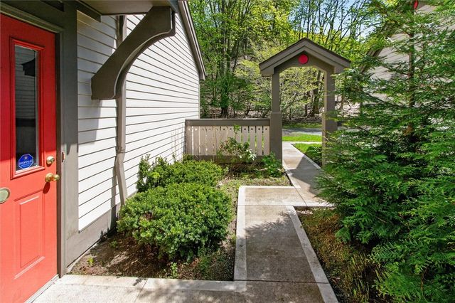 237 Highland Parkway, Rochester, NY 14620