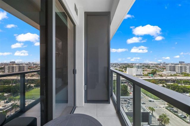 239 SW 9th St 1604, Miami, FL 33130