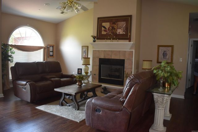 2013 Stillwater Drive, Jonesboro, AR 72404