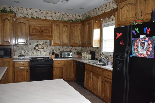 2013 Stillwater Drive, Jonesboro, AR 72404