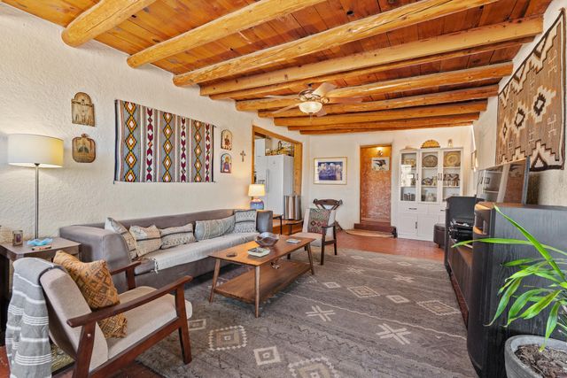 8 Camino del Torreon, Placitas, NM 87043