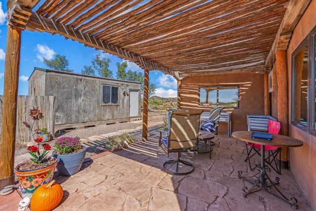 8 Camino del Torreon, Placitas, NM 87043