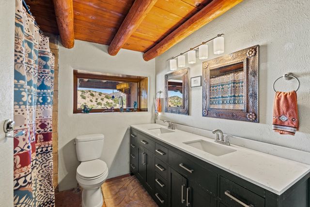 8 Camino del Torreon, Placitas, NM 87043