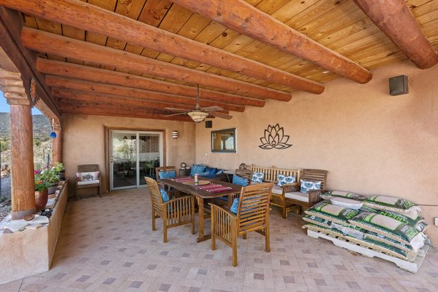 8 Camino del Torreon, Placitas, NM 87043