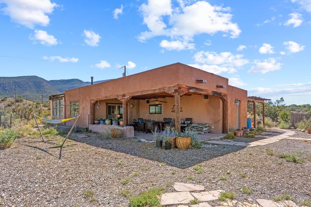 8 Camino del Torreon, Placitas, NM 87043