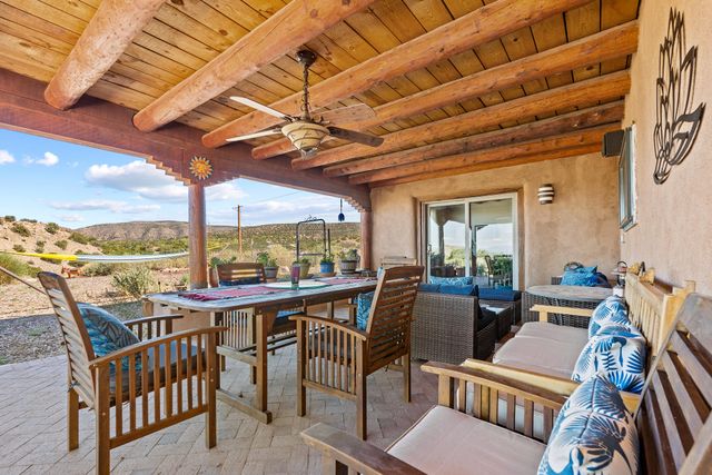 8 Camino del Torreon, Placitas, NM 87043