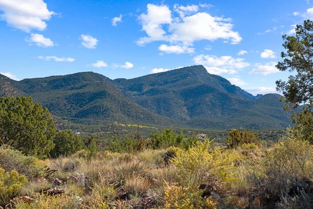 8 Camino del Torreon, Placitas, NM 87043