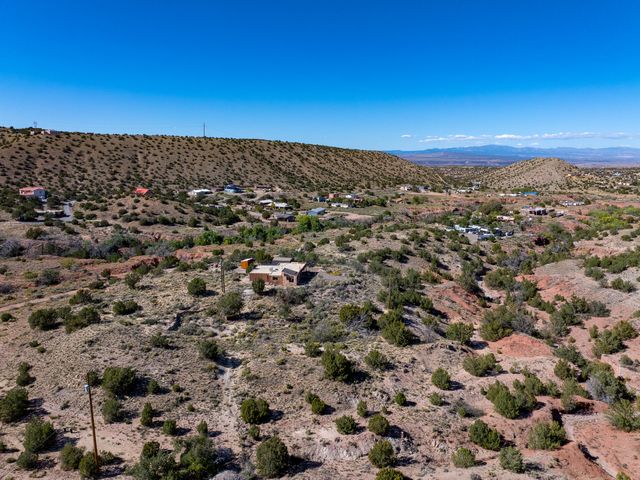 8 Camino del Torreon, Placitas, NM 87043