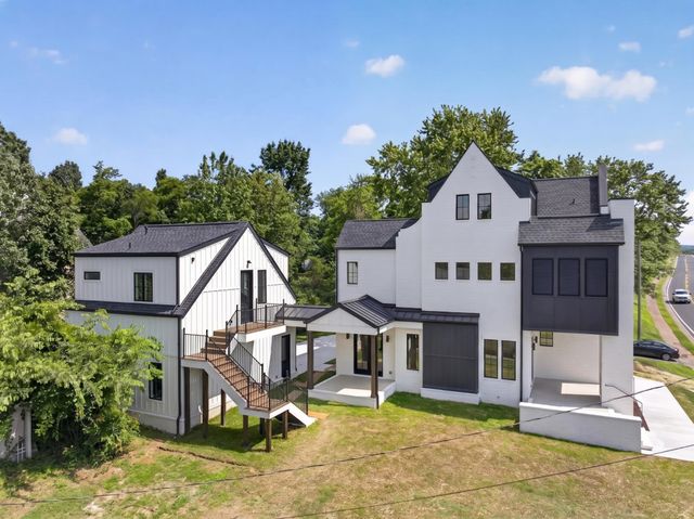 152 Ralston Ln, Franklin, TN 37064