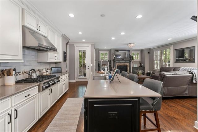 199 Hubbard Road, Woodstock, GA 30188