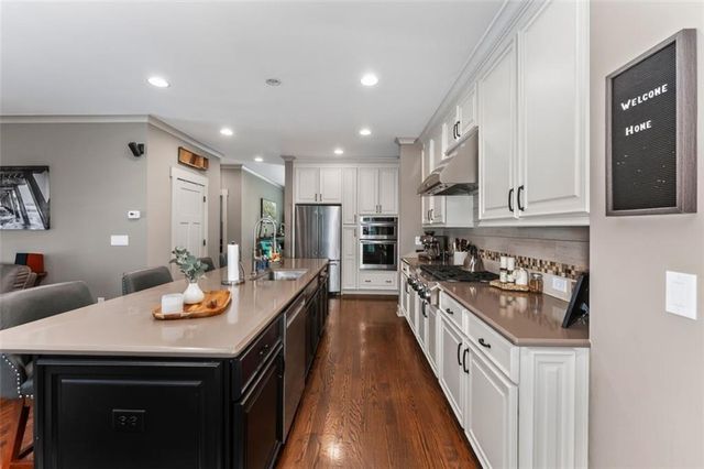 199 Hubbard Road, Woodstock, GA 30188