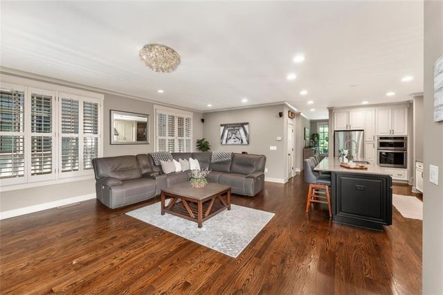 199 Hubbard Road, Woodstock, GA 30188