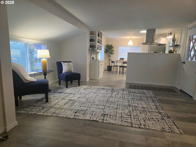 2902 E 2ND St 43, Newberg, OR 97132