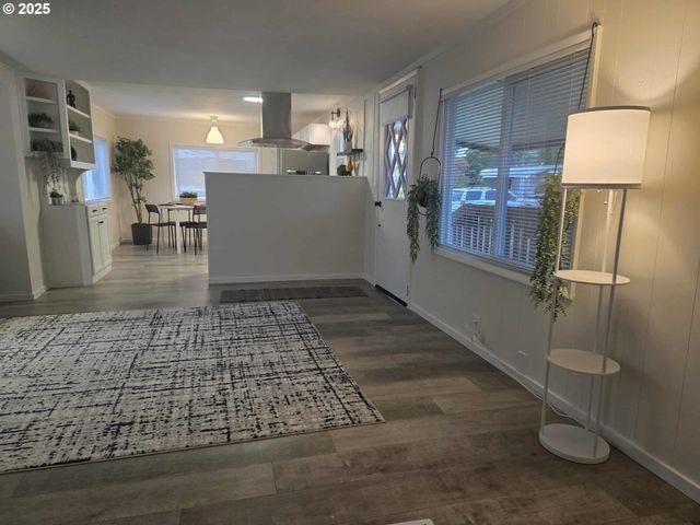 2902 E 2ND St 43, Newberg, OR 97132