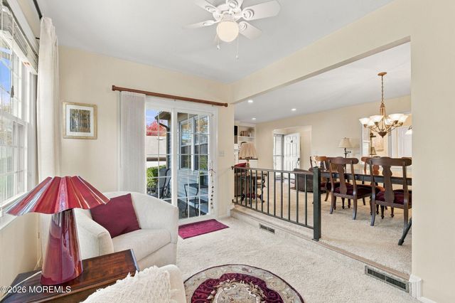 2A John Adams Court, Monroe Twp, NJ 08831