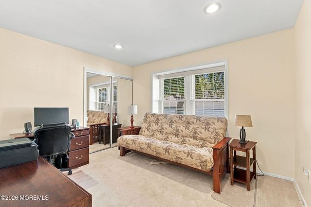 2A John Adams Court, Monroe Twp, NJ 08831