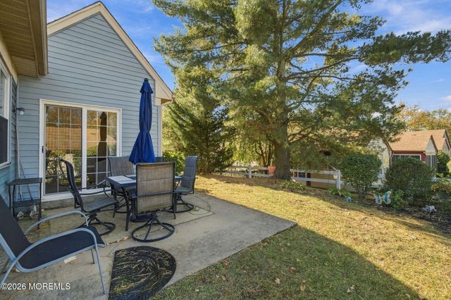 2A John Adams Court, Monroe Twp, NJ 08831