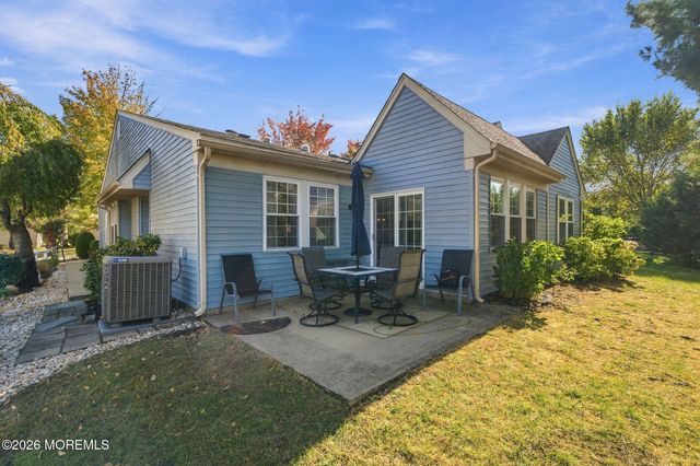 2A John Adams Court, Monroe Twp, NJ 08831