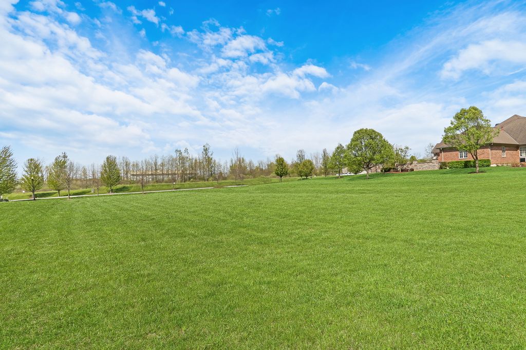 14705 W Concord Court, Wadsworth, IL 60083