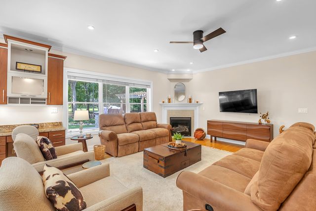 284 Muirfield Drive, Valparaiso, IN 46385