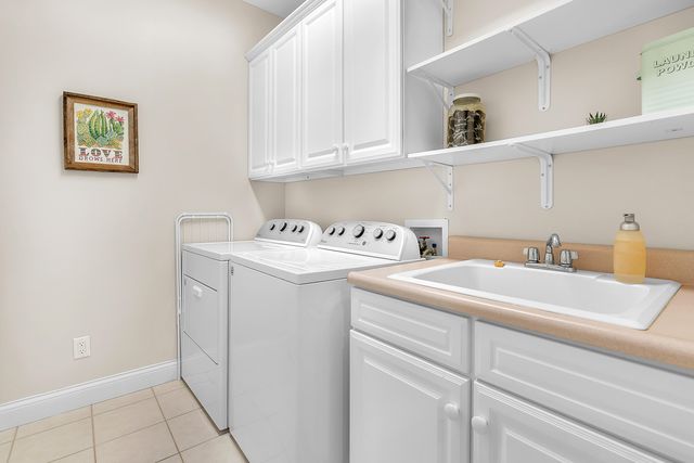 284 Muirfield Drive, Valparaiso, IN 46385