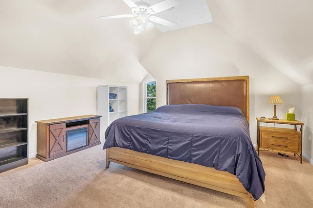 284 Muirfield Drive, Valparaiso, IN 46385