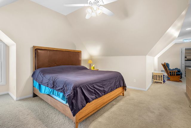 284 Muirfield Drive, Valparaiso, IN 46385