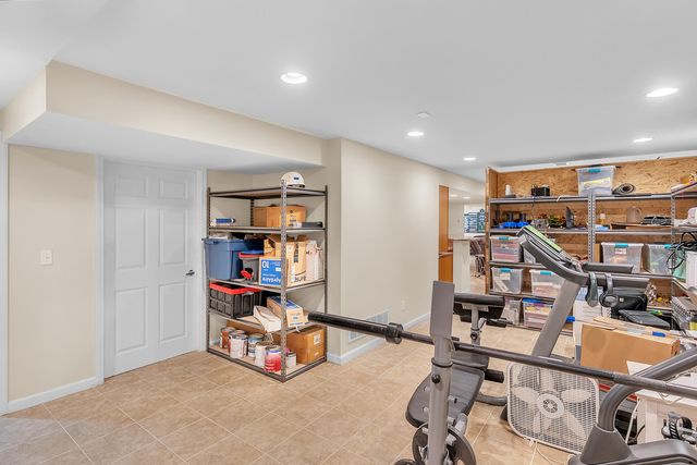 284 Muirfield Drive, Valparaiso, IN 46385