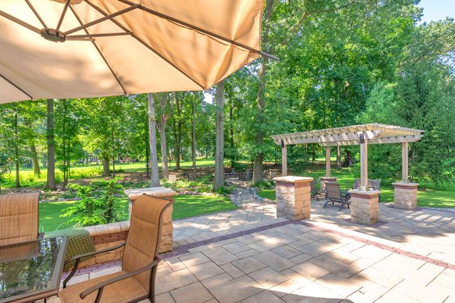 284 Muirfield Drive, Valparaiso, IN 46385