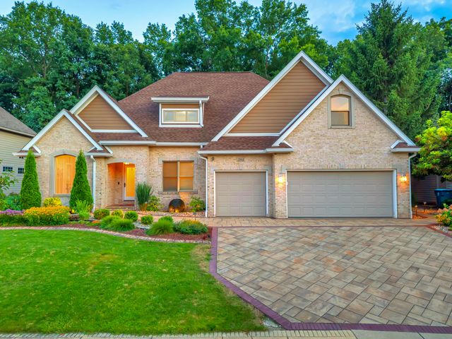 284 Muirfield Drive, Valparaiso, IN 46385