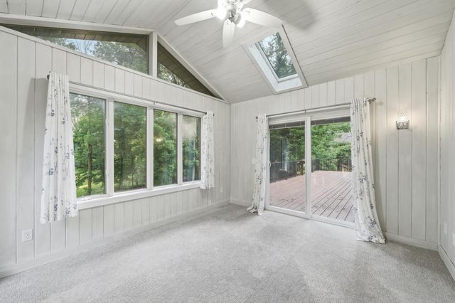 1831 Koehnen Circle, Excelsior, MN 55331