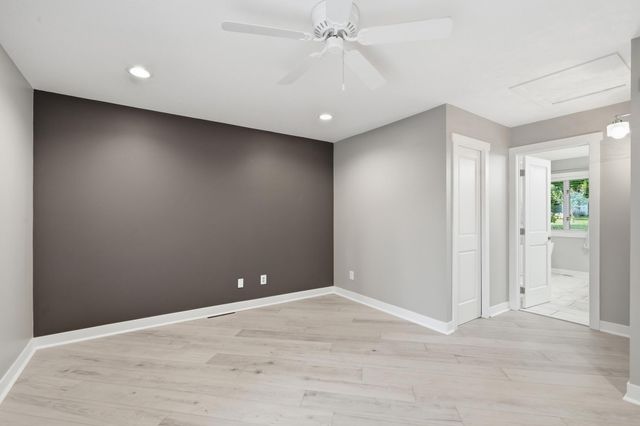 1831 Koehnen Circle, Excelsior, MN 55331