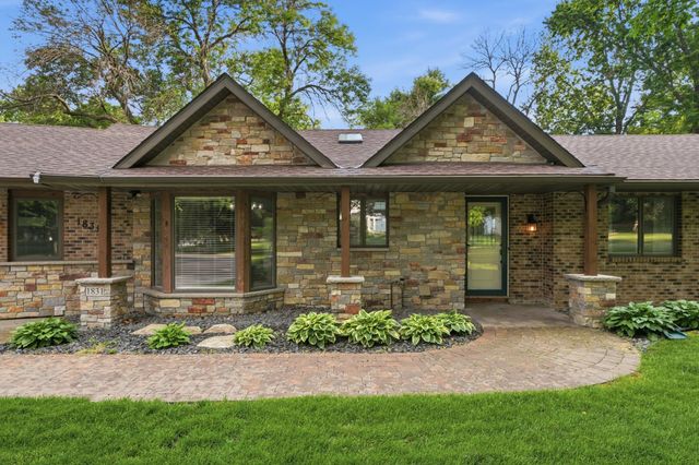 1831 Koehnen Circle, Excelsior, MN 55331