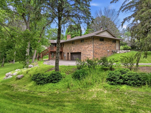 1831 Koehnen Circle, Excelsior, MN 55331