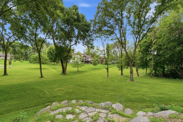 1831 Koehnen Circle, Excelsior, MN 55331