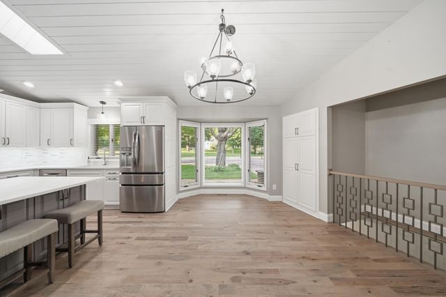 1831 Koehnen Circle, Excelsior, MN 55331