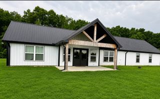 7011 N Pitt Rd, Springfield, TN 37172