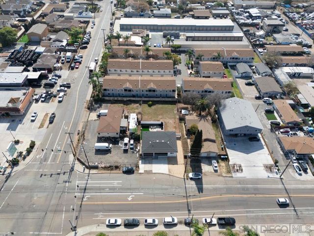 1059 Greenfield Dr., El Cajon, CA 92021