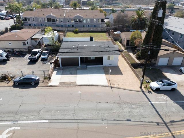 1059 Greenfield Dr., El Cajon, CA 92021