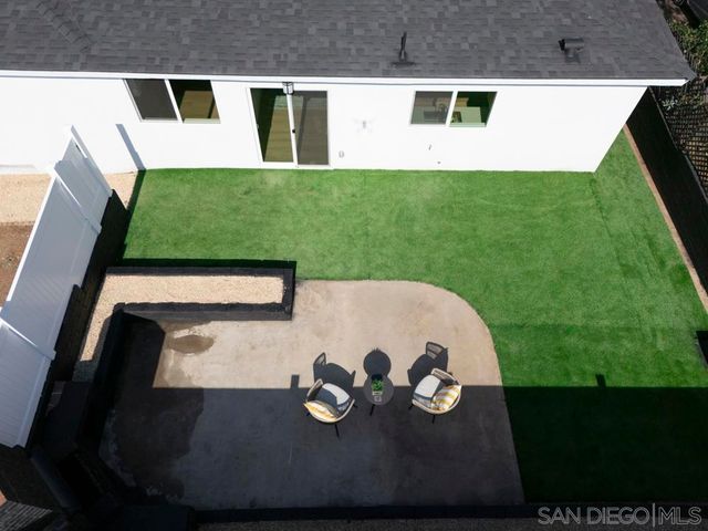 1059 Greenfield Dr., El Cajon, CA 92021