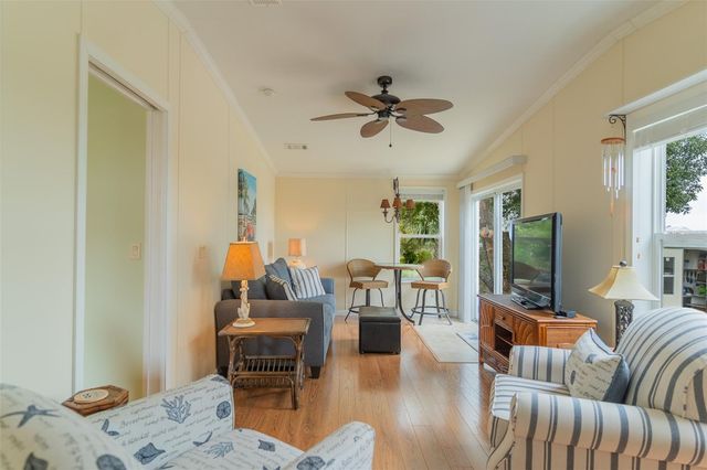 30 SADDLEBAG TRAIL N, Lake Wales, FL 33898