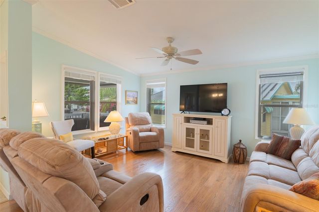 30 SADDLEBAG TRAIL N, Lake Wales, FL 33898