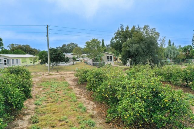 30 SADDLEBAG TRAIL N, Lake Wales, FL 33898