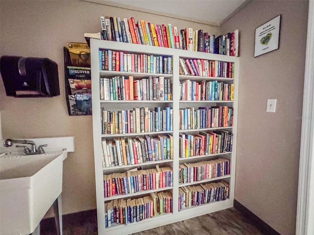 30 SADDLEBAG TRAIL N, Lake Wales, FL 33898