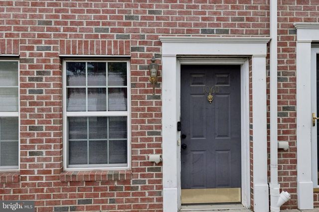 1060 LAMBERTON ST, Trenton, NJ 08611