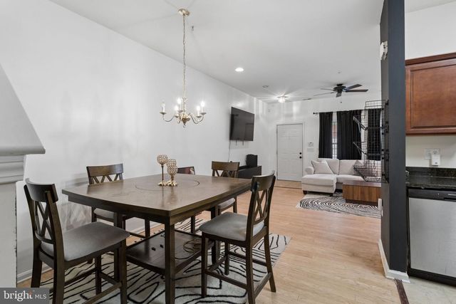 1060 LAMBERTON ST, Trenton, NJ 08611